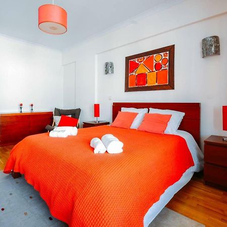 Fantastic Seaside Family Apartment With Pool Пареде Екстериор снимка