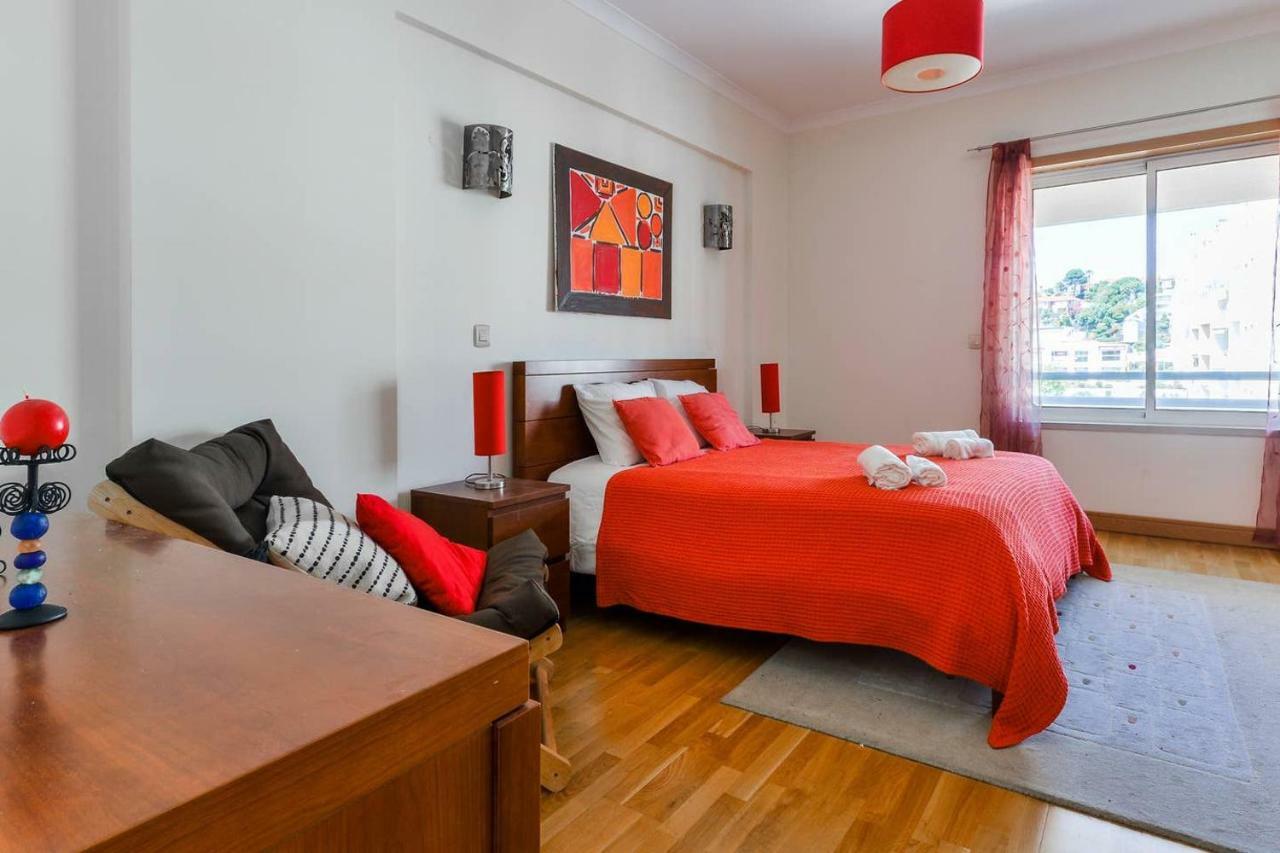 Fantastic Seaside Family Apartment With Pool Пареде Екстериор снимка