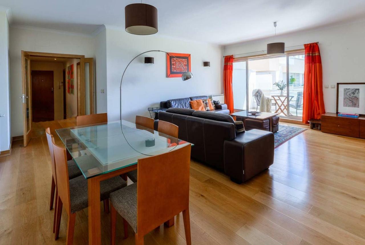 Fantastic Seaside Family Apartment With Pool Пареде Екстериор снимка